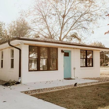 Villa The Turquoise Door Modern Rustic In Town Of Lexington Exterior foto