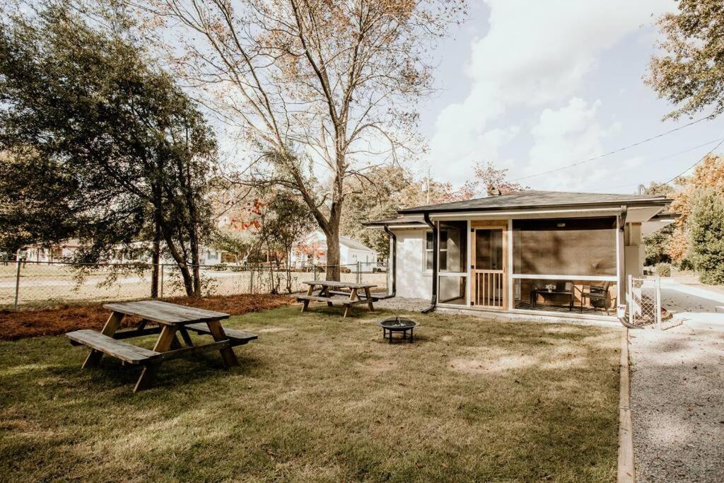 Villa The Turquoise Door Modern Rustic In Town Of Lexington Exterior foto